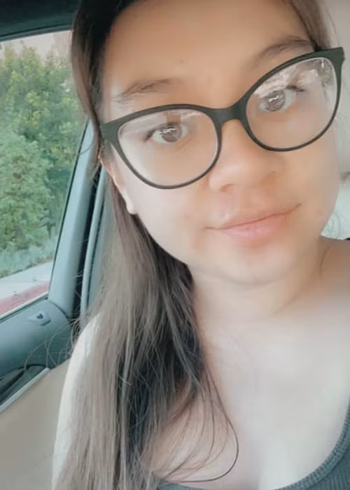 "Con rất vui và hãnh diện vì mẹ không chỉ nghĩ đến con mà nghĩ đến chỗ làm của con và những y tá ở bên Mỹ. Thương mẹ nhiều", Wendy nhắn nhủ đến mẹ.