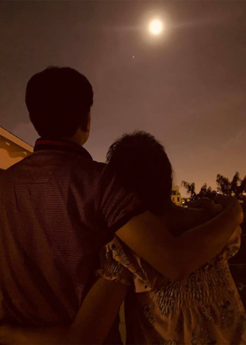 Nửa kia của Vân Hugo đã chuẩn bị một căn biệt thự theo đúng ý của nữ MC để đón cô và con trai từ Hà Nội vào Sài Gòn sinh sống.