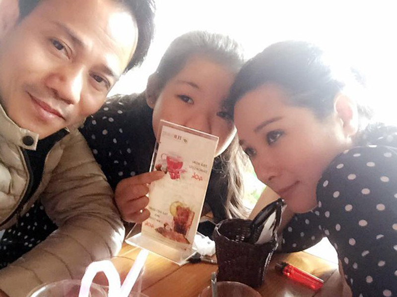 Thái Phương lại rất buồn khi bố mẹ đường ai nấy đi.