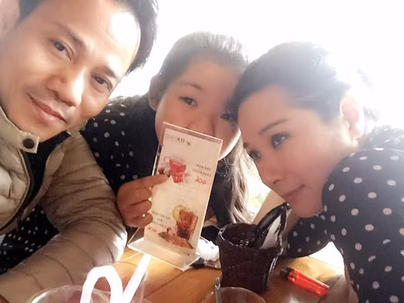 Thái Phương lại rất buồn khi bố mẹ đường ai nấy đi.