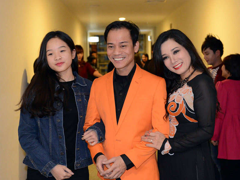 Trong cuộc phỏng vấn với Gia đình &amp; xã hội, Thanh Thanh Hiền cho biết, Tú Linh tôn trọng quyết định của người lớn khi vợ chồng cô ly hôn. Ảnh: Zing