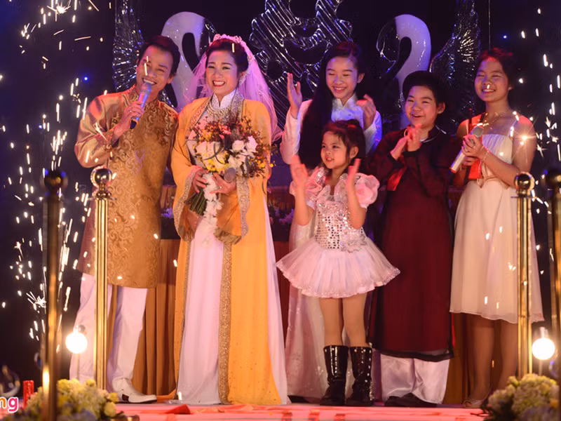 Hai con gái riêng của Thanh Thanh Hiền là Tú Linh và Thái Phương. Ảnh: Zing