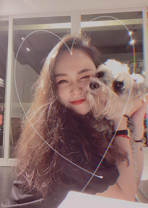 Thiện Thanh chiếm được thiện cảm của người đối diện bởi đôi mắt biết nói.