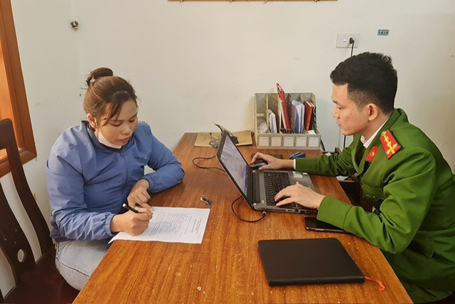 Vuong no nan, nu quai di cuop tiem vang o Nghe An