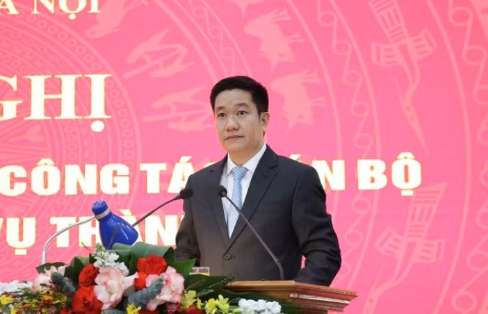 Trong thời gian công tác và giữ chức Giám đốc Sở TN&amp;MT Hà Nội, ông Nguyễn Huy Cường được cho là luôn hoàn thành tốt nhiệm vụ được giao; chấp hành tốt các quy định của Đảng, chính sách pháp luật của Nhà nước; có nhận thức chính trị, phẩm chất đạo đức tốt; có nhiều ý tưởng mới, đột phá trong công việc. 