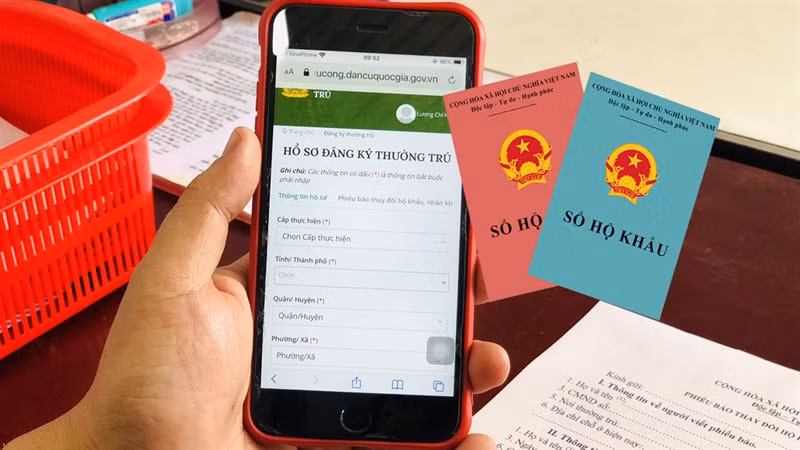 Từ 1/1/2024, người dân có thể đăng ký thường trú, tạm trú qua VNeID Tu 1/1/2024, nguoi dan co the dang ky thuong tru, tam tru qua VNeID