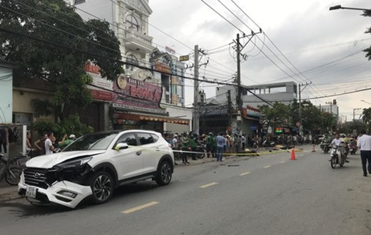 Dai ca Muoi Thu la ai ma khien dan em tinh nguyen “xo kham” thay?