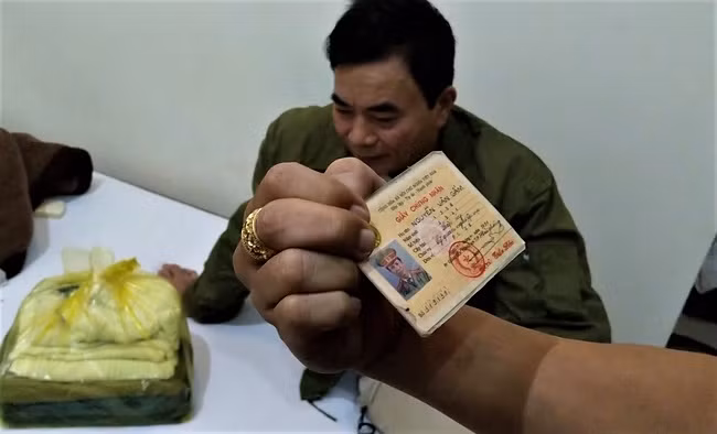 Gia danh “Tuong cong an” va ket dang cua ga trai “nao ngan“