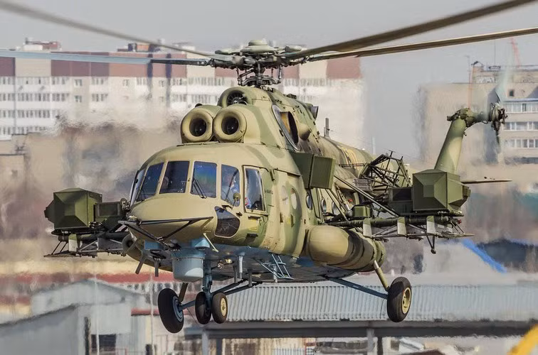 Máy bay được thiết kế với hệ thống kính chống đạn xung quanh buồng lái và phần động cơ được bọc giáp để có thể chịu được lực tấn công của nhiều loại đạn khác nhau từ súng phòng không hoặc mảnh đạn cỡ lớn.