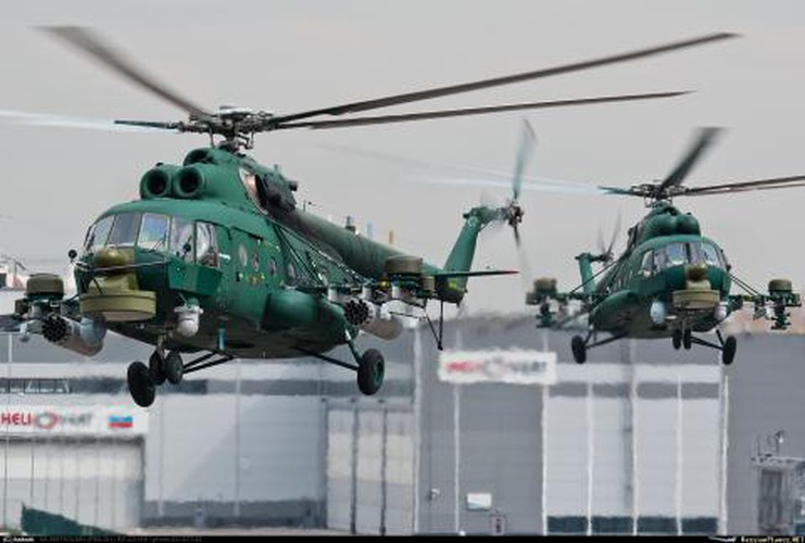 Sự khác biệt rõ nét nhất ở biến thể đặc biệt của trực thăng Mi-8AMTSh-VN và phiên bản Mi-8AMTSh trước đó là sự xuất hiện của một radar khá lớn ở ngay mũi máy bay.