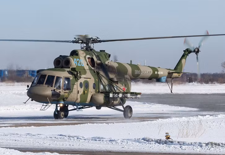 Mi-8AMTSh-VN còn nhận được trợ giúp từ hệ thống dẫn hoa tiêu trên cơ sở định vị toàn cầu GLONASS và đèn hồng ngoại TSL-1600.