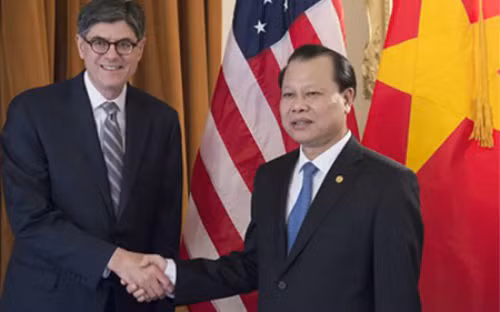 3. Phó Thủ tướng Vũ Văn Ninh thăm Mỹ Ngày 14/9/2014, Phó Thủ tướng Vũ Văn Ninh, Trưởng ban chỉ đạo liên ngành hội nhập quốc tế về kinh tế, dẫn đầu đoàn công tác Việt Nam đã sang thăm Mỹ. Trong khuôn khổ làm việc từ ngày 15 tới ngày 19/9, Phó Thủ tướng Vũ Văn Ninh đã thảo luận với các đối tác Hoa Kỳ về những vấn đề quan tâm trong đàm phán Hiệp định đối tác xuyên Thái Bình Dương (TPP), hướng tới sớm kết thúc đàm phán, đồng thời thúc đẩy hợp tác kinh tế, thương mại và đầu tư giữa hai nước.