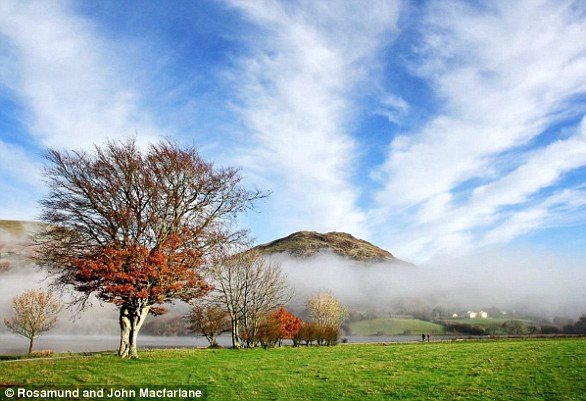 Trong ảnh là hiện tượng sương mù từ từ tản đi - Shreep. Hiện tại, rất ít người biết đến thuật ngữ này, chỉ có một số nhà leo núi và những người chăn cừu là còn hay dùng.(Nguồn Dailymail)