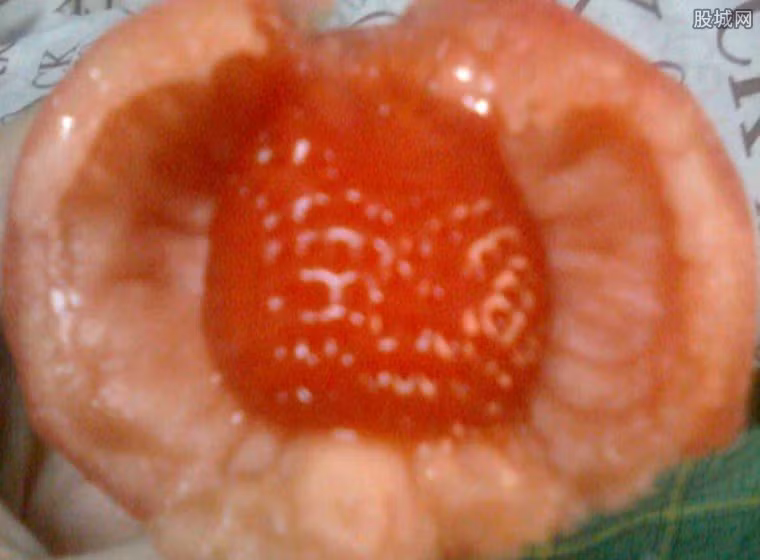 Hiện tượng này hoàn toàn bình thường, không ảnh hưởng đến quá trình ăn uống. (Nguồn Xinhua)