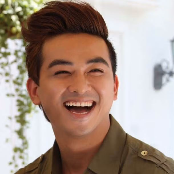 Nhung cu lua ngoan muc cua sao Viet trong ngay Ca thang Tu