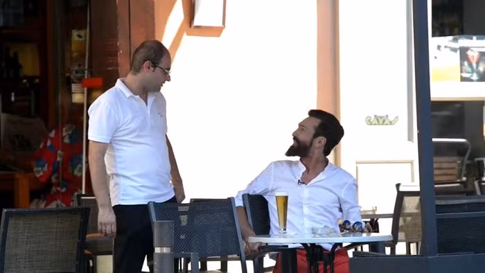 Tiệm thẩm mỹ La Salvajeria còn tiết lộ với các đài truyền hình Tây Ban Nha rằng ông Jose hiện đang nhận được sự hỗ trợ tài chính từ một công ty và đã có cuộc sống khá hơn. Đúng như lời ông Jose nói: "Đây không chỉ là sự thay đổi ngoại hình mà còn thay đổi cả cuộc đời tôi". (Nguồn Bored Panda)