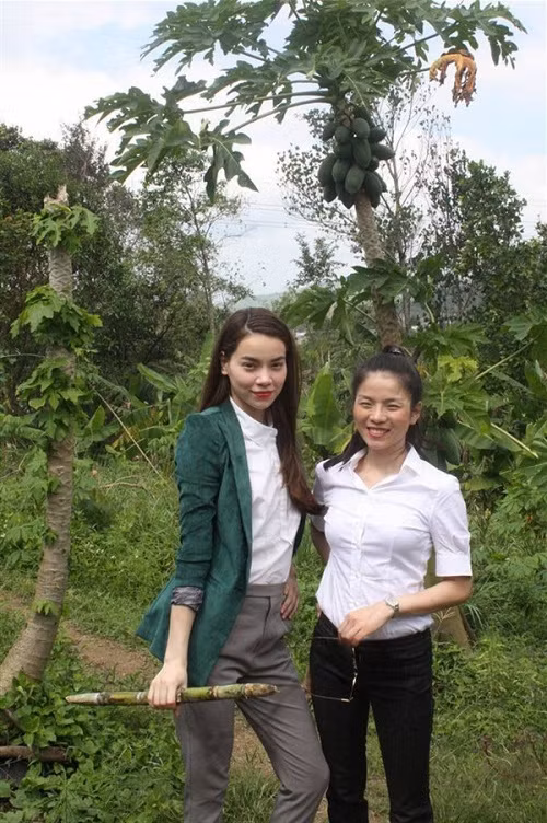 Nhin lai anh Le Quyen - Ho Ngoc Ha thoi con man nong?-Hinh-2