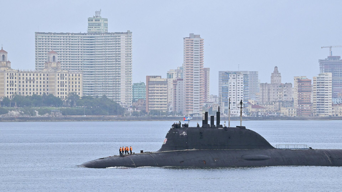 Ông Moiseev nhấn mạnh: “Vì vậy, trong tương lai, những hệ thống này sẽ được giới thiệu trong quá trình hoàn thành chu trình hoạt động của những chiếc tàu hiện đang phục vụ trong Hải quân”.