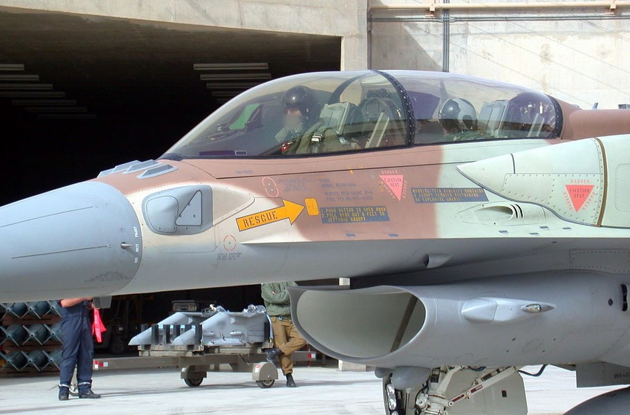 Vì vậy không quân Israel đã tạm đình chỉ bay 3 tuần đối với phi công điều khiển chiếc F-16I trên.