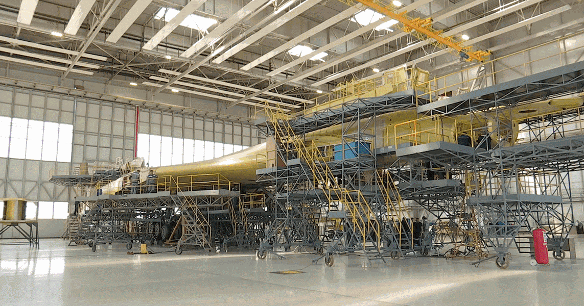 Bên trong nhà máy sản xuất hàng loạt oanh tạc cơ Tu-160M của Nga - Hình 8 Ben trong nha may san xuat hang loat oanh tac co Tu-160M cua Nga-Hinh-8