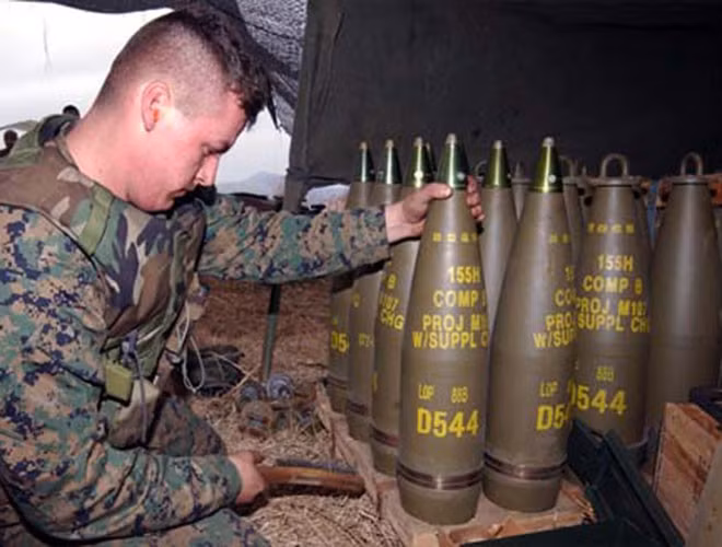 Pháo M198 bắn được khá nhiều loại đạn khác nhau, chúng còn có thể bắn đạn hạt nhân khi cần thiết.