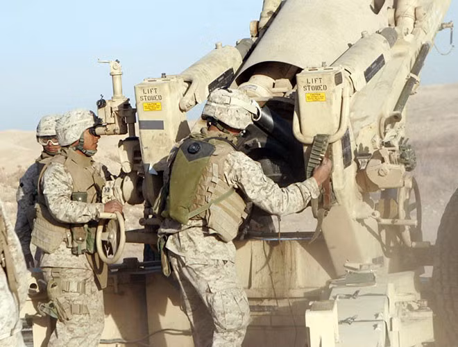 Góc nâng của pháo từ -5° tới +72°, góc quay ngang 45°.