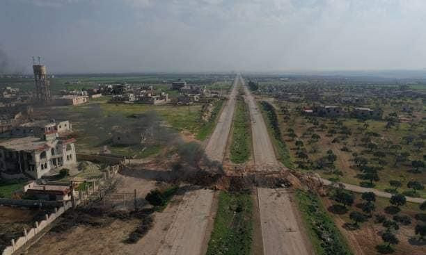 Vậy điều gì có thể xảy ra nếu nhóm khủng bố Khayyat Tahrir al-Sham và một số nhóm vũ trang đối lập khác do Thổ Nhĩ Kỳ ủng hộ, không chịu rời bỏ quyền kiểm soát đối với con đường chiến lược này?