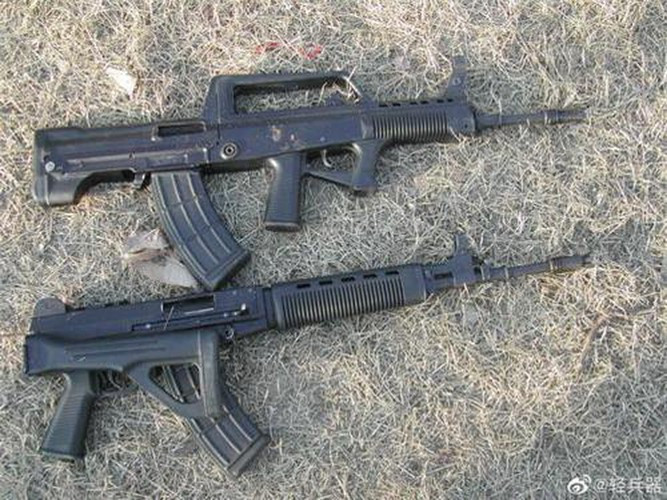 Hình dáng bên ngoài của súng là sự kết hợp giữa SA-80 của Anh và FAMAS của Pháp. Cơ chế hoạt động của QBZ-95 kết hợp giữa bullpup và trích khí ngắn, tương tự như cơ chế hoạt động của súng trường tấn công SA-80.