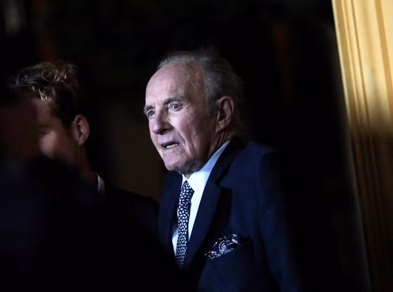 Ngôi sao phim "Bố già" James Edmund Caan gây tiếc nuối khi qua đời vào hồi tháng 7 do bệnh tim.