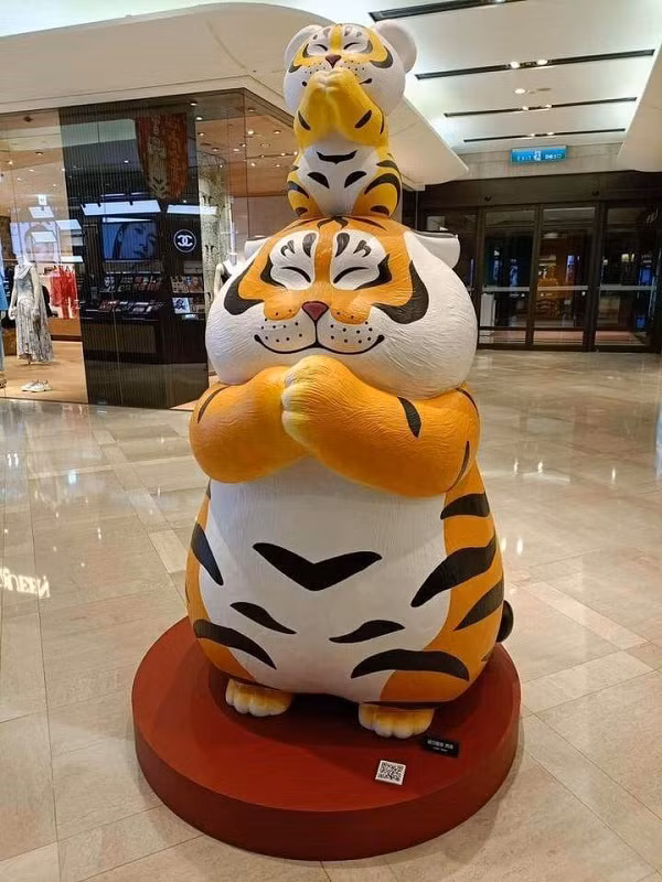 ...nhưng có vẻ bớt "hờn hỗi" hơn.