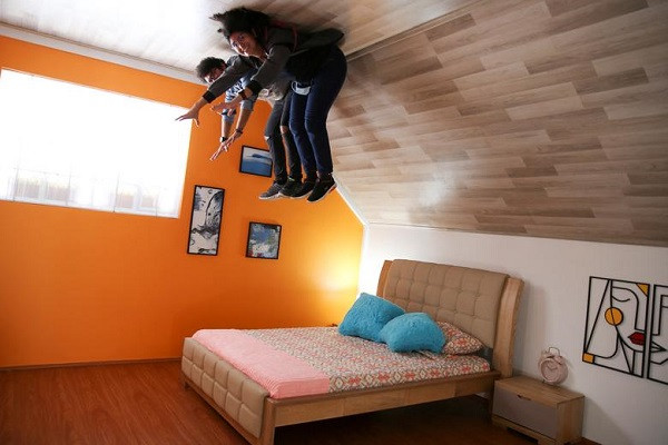 Hầu hết đều cảm thấy "điên đảo", ngỡ ngàng khi những thứ bên trong ngôi nhà không tuân theo những nguyên tắc thông thường.