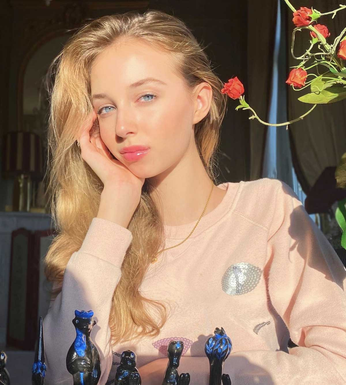 Nàng công chúa nhỏ của nước Ý dành sự quan tâm đặc biệt đến động vật và thiên nhiên, từng nhận nuôi nhiều con vật đang gặp nguy hiểm.