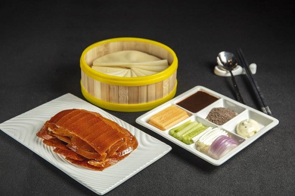 Olympic Mùa đông Bắc Kinh 2022 diễn ra vào Tết Âm lịch nên có nhiều món ăn đặc trưng dịp đầu Xuân như há cảo hay cải chíp xào tỏi...