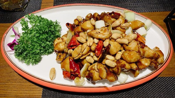 Bắc Kinh là thành phố đầu tiên trên thế giới đăng cai tổ chức cả Thế vận hội mùa hè và mùa đông.