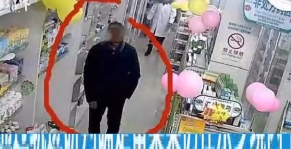 Vao hieu thuoc cuong hiep nu nhan vien den mat mang