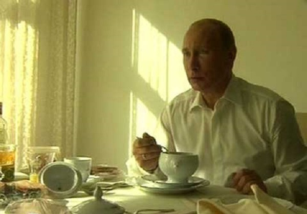 Bữa sáng của Tổng thống Putin khá đơn giản nhưng phải luôn đảm bảo độ tươi ngon.