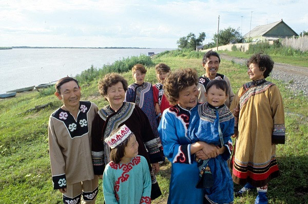 Ngày nay, mỗi bộ trang phục truyền thống của người Nanai có giá dao động từ $2.500 - $4.000.