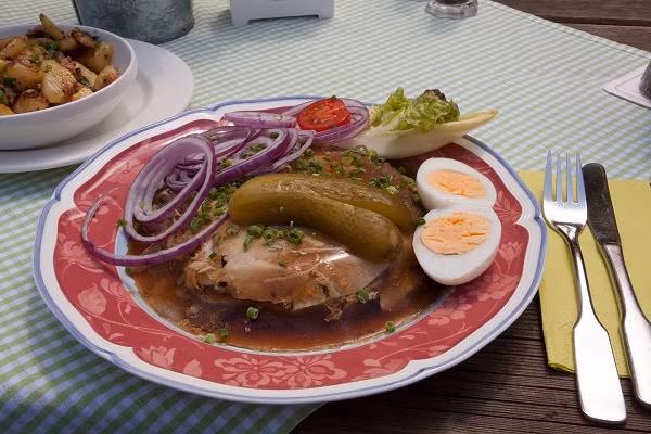 Nhung mon an truyen thong nhat dinh phai nem thu khi den Ukraine-Hinh-9