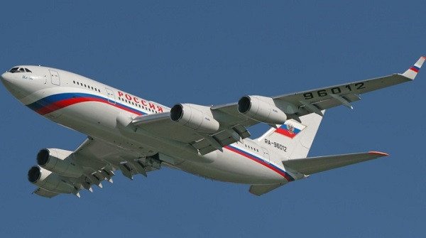 Il-96-300PU là máy bay lớn, dài 55 mét, sải cánh 60 mét.