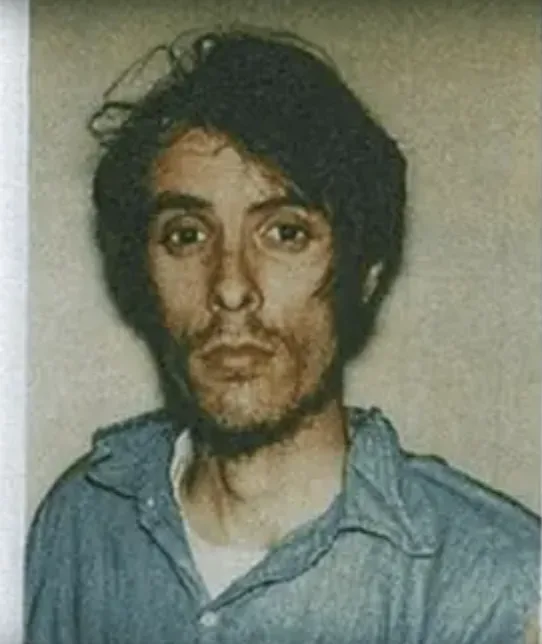 Richard Chase được gọi là "ma cà rồng" vì hành động uống máu các nạn nhân mà hắn sát hại.