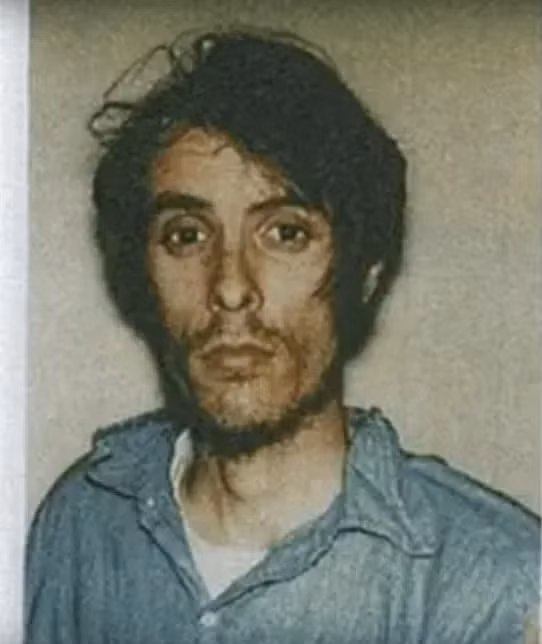 Richard Chase được gọi là "ma cà rồng" vì hành động uống máu các nạn nhân mà hắn sát hại.
