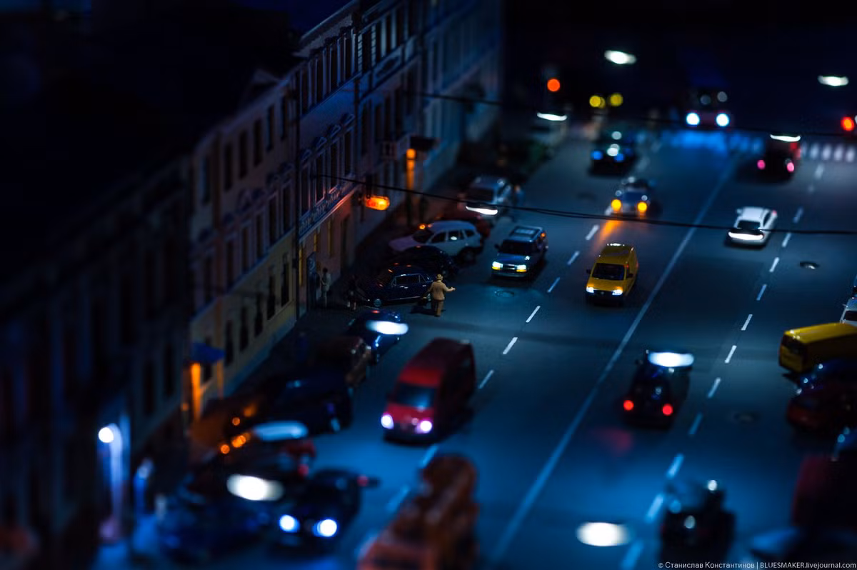 Bảo tàng lần đầu đón du khách tham quan vào tháng 4/2011 nhưng hoạt động ở chế độ thử nghiệm trong suốt 14 tháng và chỉ chính thức hoạt động vào ngày 8/6/2012.