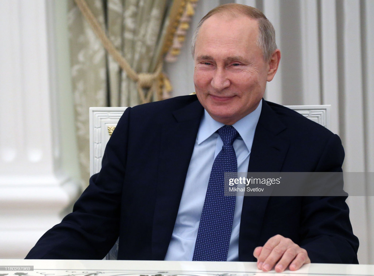 Hóa ra đây là lý do người Nga ít khi cười Hoa ra day la ly do nguoi Nga it khi cuoi