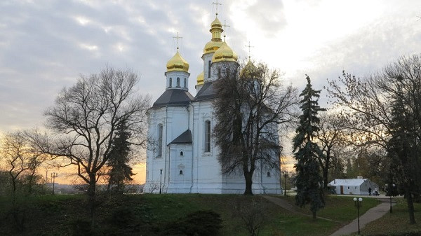 Trong đó Nhà thờ Thánh Catherine được coi là "kho báu" của mảnh đất này.