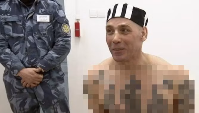 Hai hung ten toi pham chia thi the nan nhan mang ra cho ban