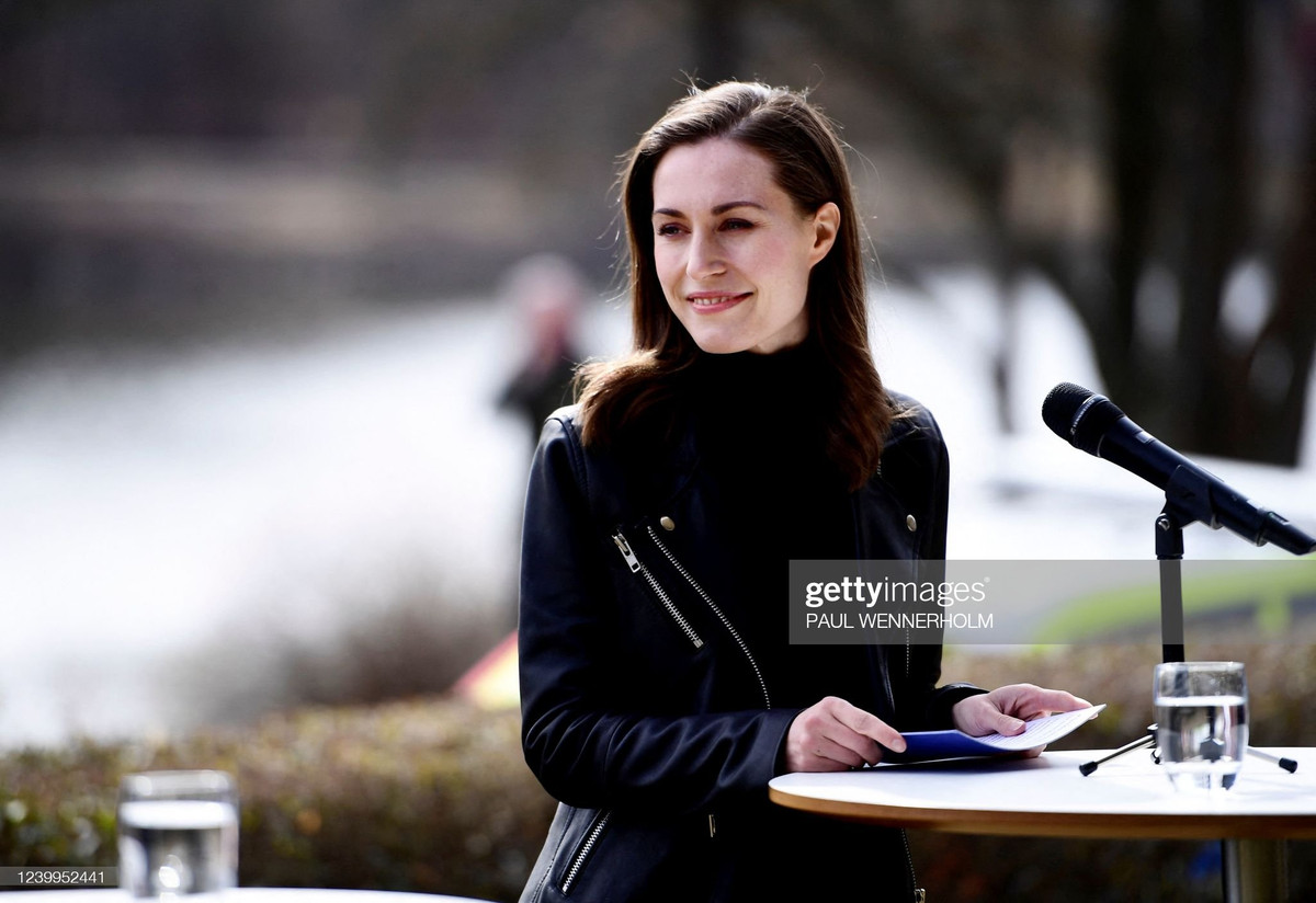 Ngoài khó khăn về tài chính, Thủ tướng Phần Lan còn từng gặp trở ngại tâm lý do bị kỳ thị vì mẹ là người đồng tính.
