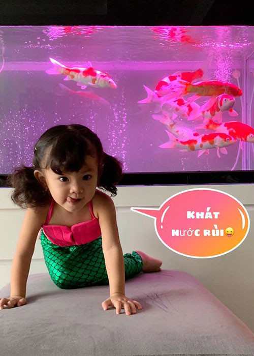 Càng lớn, cô công chúa nhà Hải Băng - Thành Đạt càng xinh xắn, đáng yêu.