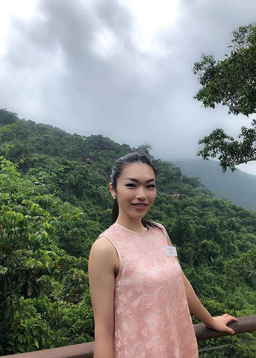 Đại diện Nhật Bản năm nay tỏ ra khá tích cực chia sẻ hình ảnh tại cuộc thi.