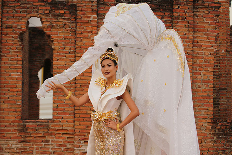 Đại diện nước chủ nhà Thái Lan lại mang đến cuộc thi thiết kế được lấy cảm hứng từ loài voi.