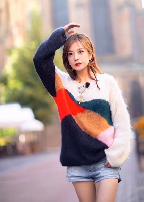 Ở tuổi 42, Triệu Vy vẫn trẻ trung, xinh đẹp.